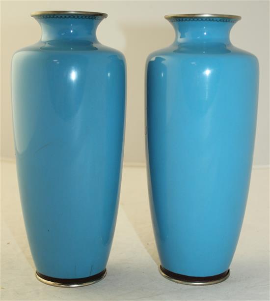 A pair of Japanese silver wire cloisonne enamel vases, early 20th century, 21cm